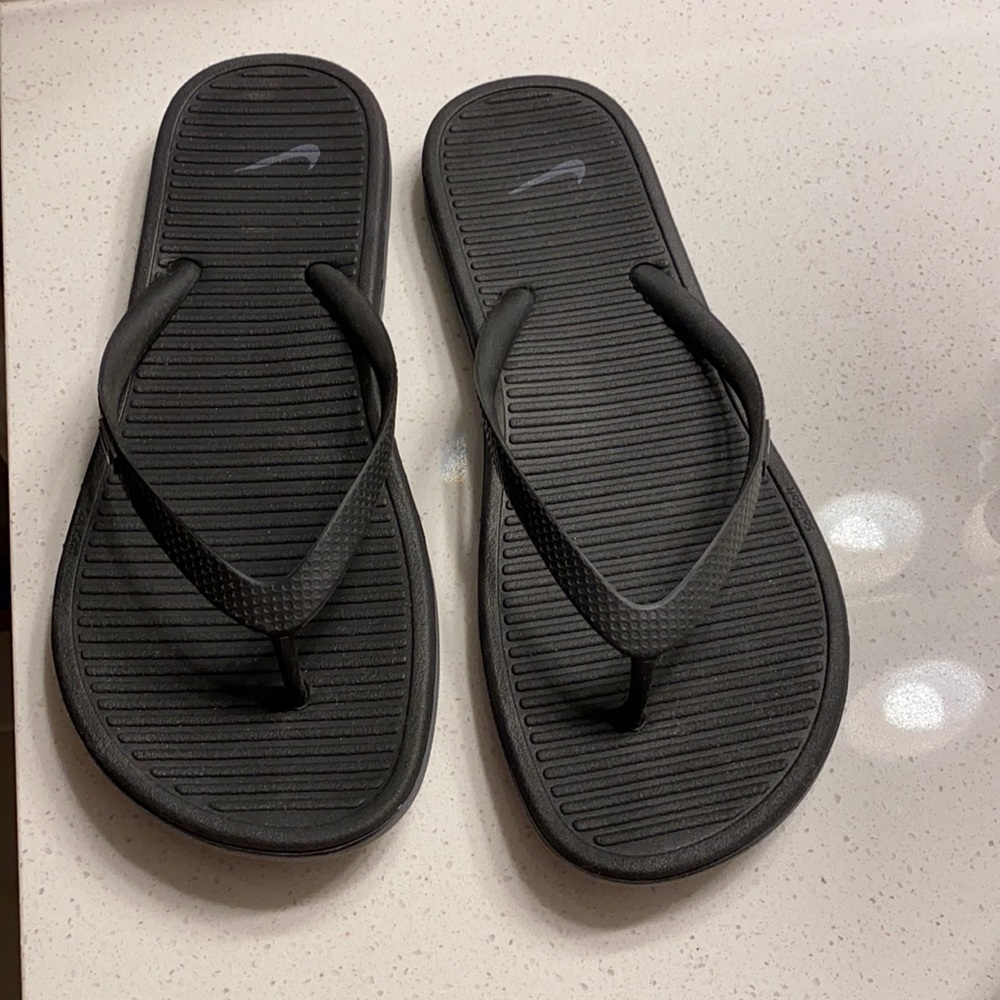 Nike Dream Foam Flip Flops